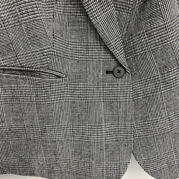 city chic plaid blazer - Picture 2 of 5